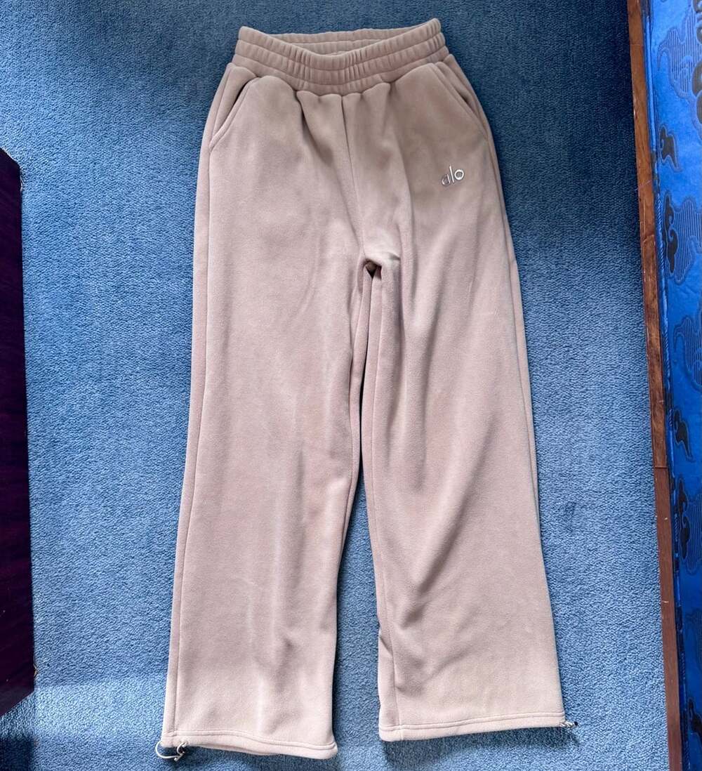 Alo Sweatpants Fleece Logo Straight Wide Leg Taupe Gravel Tan M